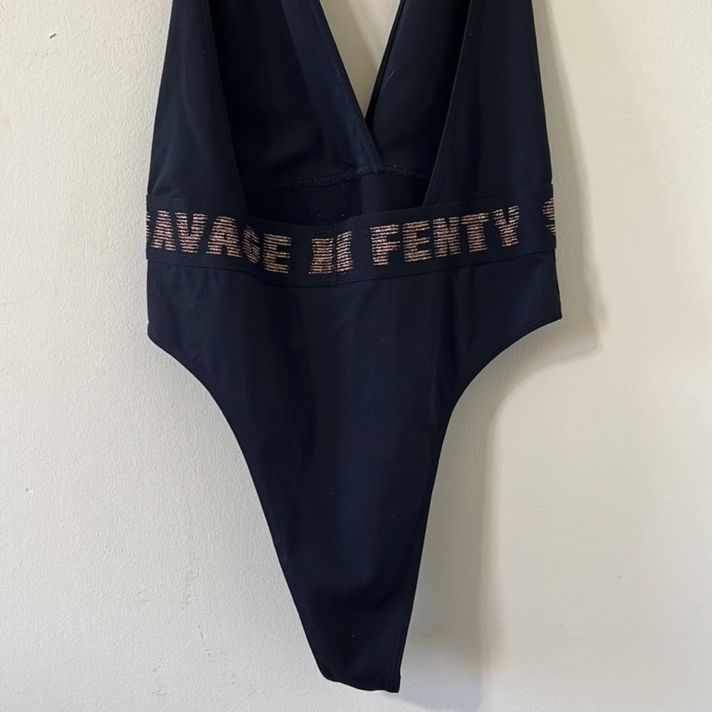 Savage X Fenty Rose Gold Logo Halter Plunge Bodysuit Black Caviar Size M - Picture 9 of 11